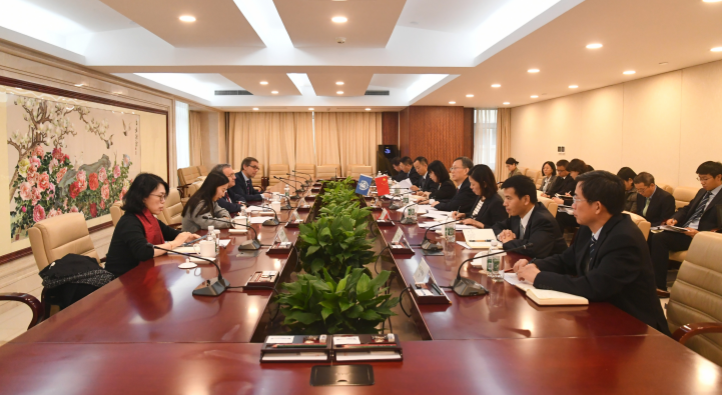 1762767241312083141.png 外事_副本.png